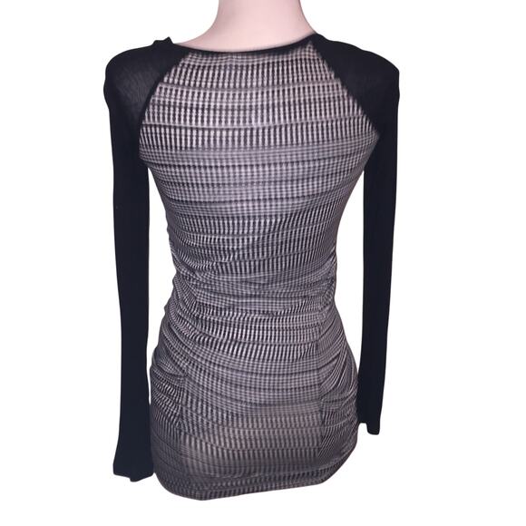 BCBG Y2K Bodycon Mini Dress or Long Top | Black White Check Stretch Fit - Picture 4 of 4